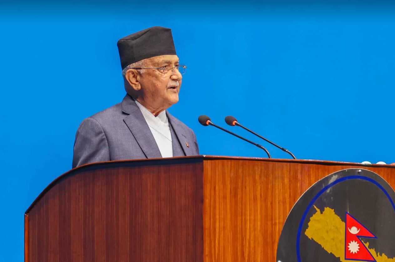 प्रधानमन्त्री ओलीले प्रतिनिधिसभामा गरे लामो र छेडखानी पूर्ण सम्बोधन, “देशको प्रधानमन्त्री हुँ” भन्ने हेक्का कहिले होला !