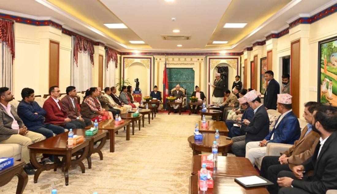 नेपालका समाचार : ओलीका धम्की देखि कांग्रेस, बाम, रास्वपा हुँदै घिसिङ्ग सम्मका बिभाजन र एकताका राग, राजनीति मात्रै भएको देश